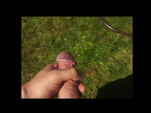 ❤️ Hot hottie får sin lyserøde fisse kneppet og kommer med en sprøjte i en sommerhave ☑ Porn video at da.masseffect1.ru